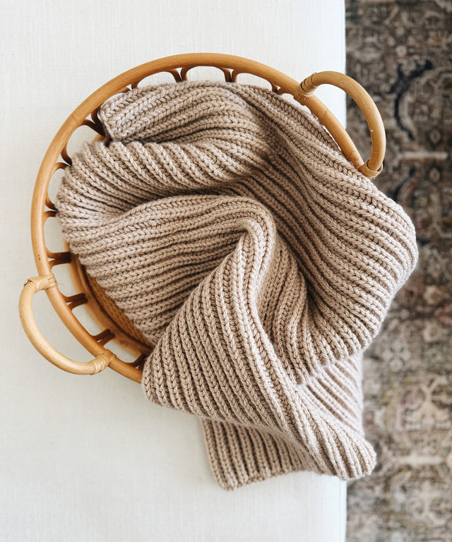 Amoni Throw