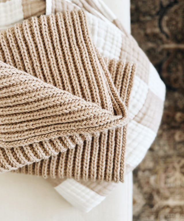 Amoni Throw