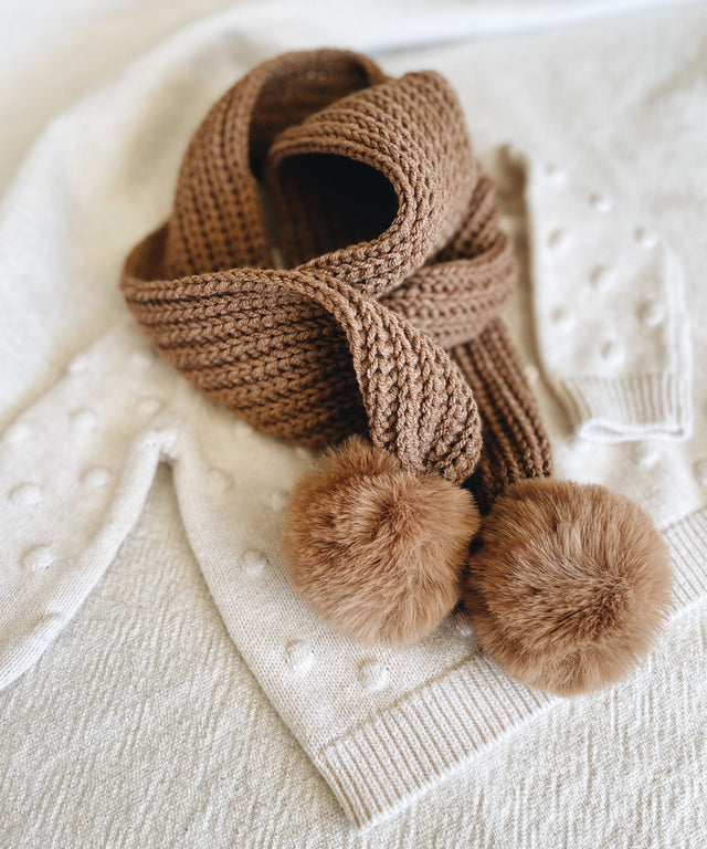 Hazelnut Scarf