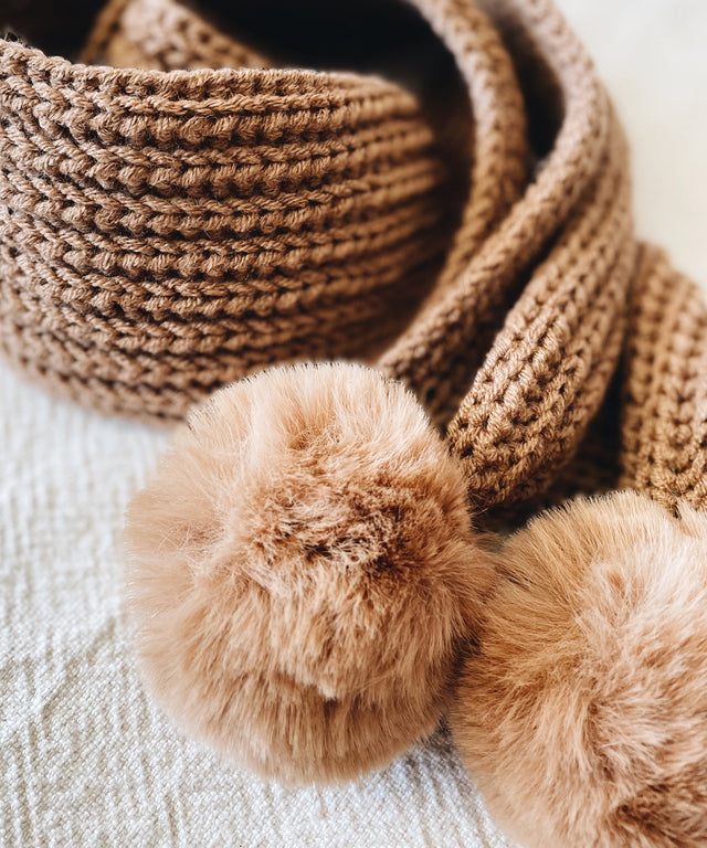 Hazelnut Scarf